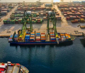 Cómo funciona el agenciamiento portuario en la logística