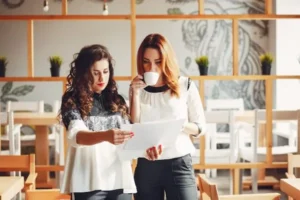 Mujeres emprendedoras en Chile liderando negocios e innovación